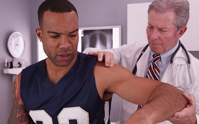 Signs You Should See an Orthopedic Specialist for Shoulder Pain