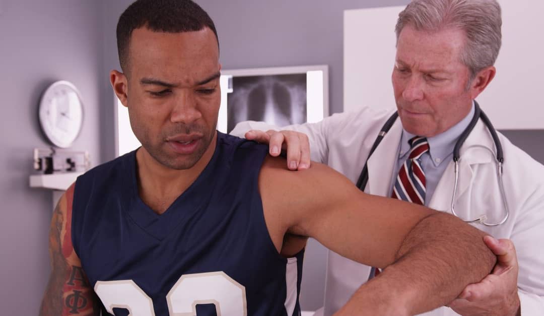 Signs You Should See an Orthopedic Specialist for Shoulder Pain