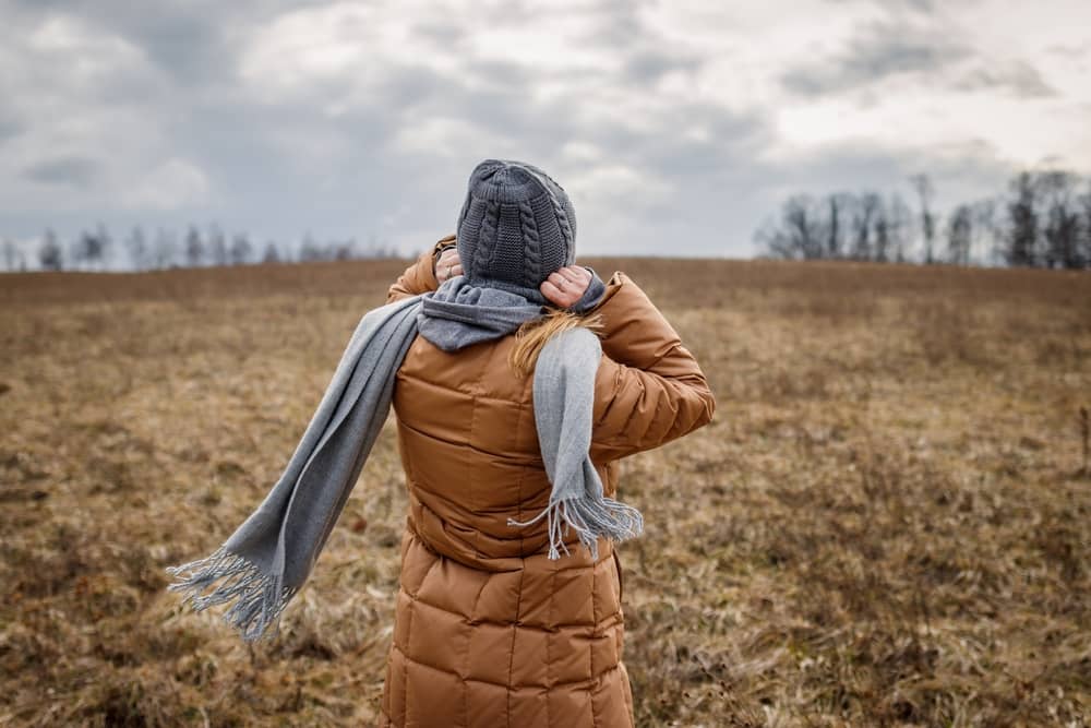 Your Spine During Colder Weather: The Science Behind Pain