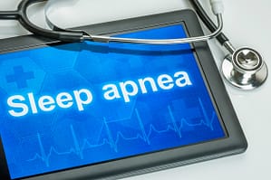 table with stethoscope and sleep apnea diagnosis