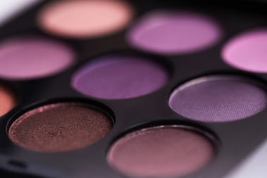 Purple eyeshow palette