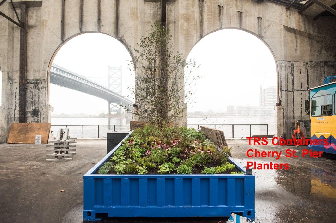 TRS fabricates malls, event space + planters