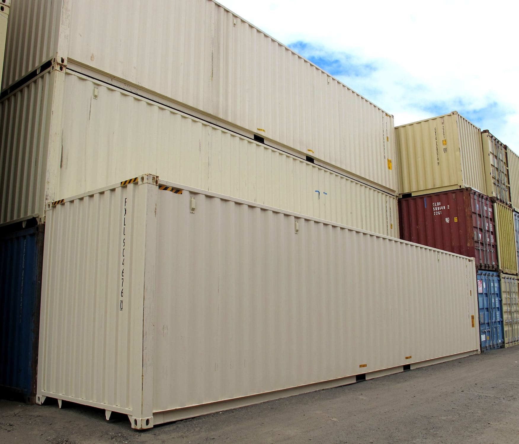 TRS Containers sells new and used 20ft, 40ft long standards and 40ft long highcubes