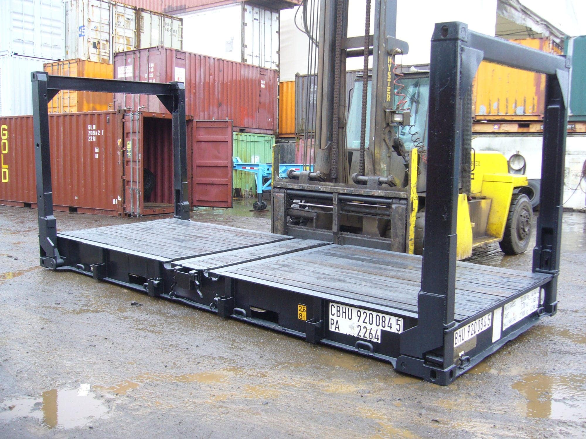 TRS stocks 20ft fixed end or collapsible flatracks and platforms