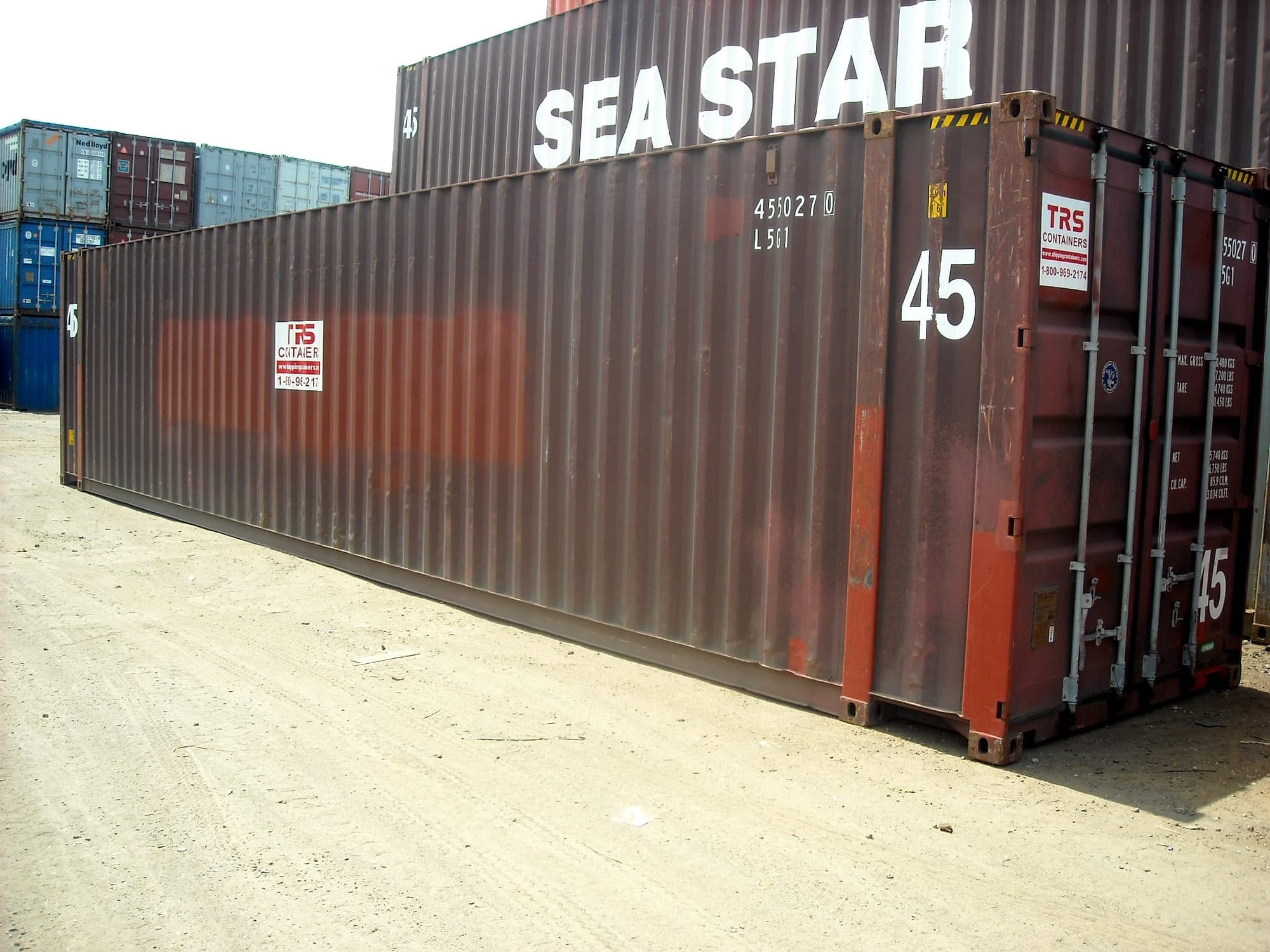 TRS Containers sells steel intermodal containers in 45 foot lengths