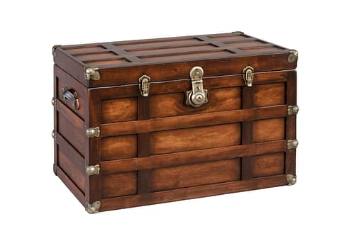 Plymouth Trunk Series chest with traditional lock