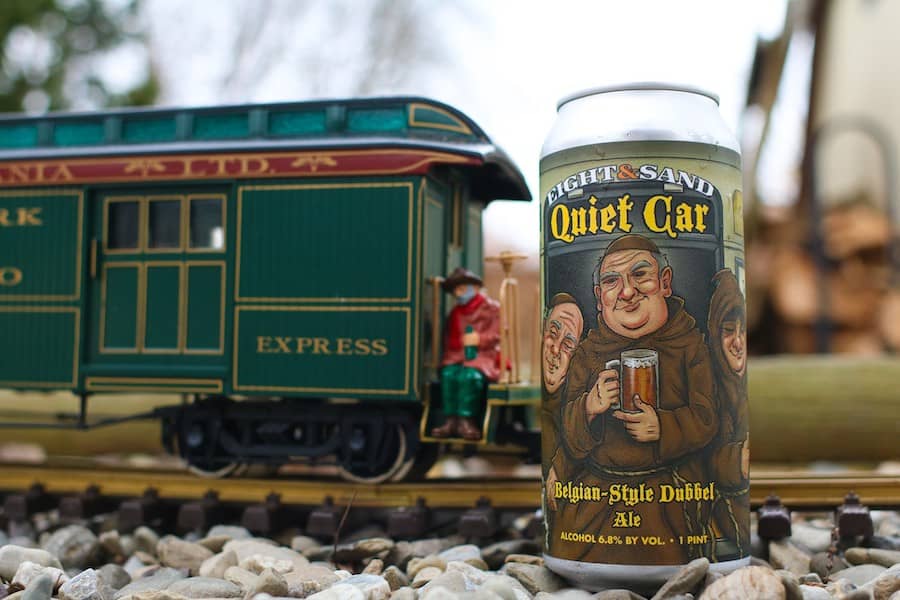 eight-sand-beer-train
